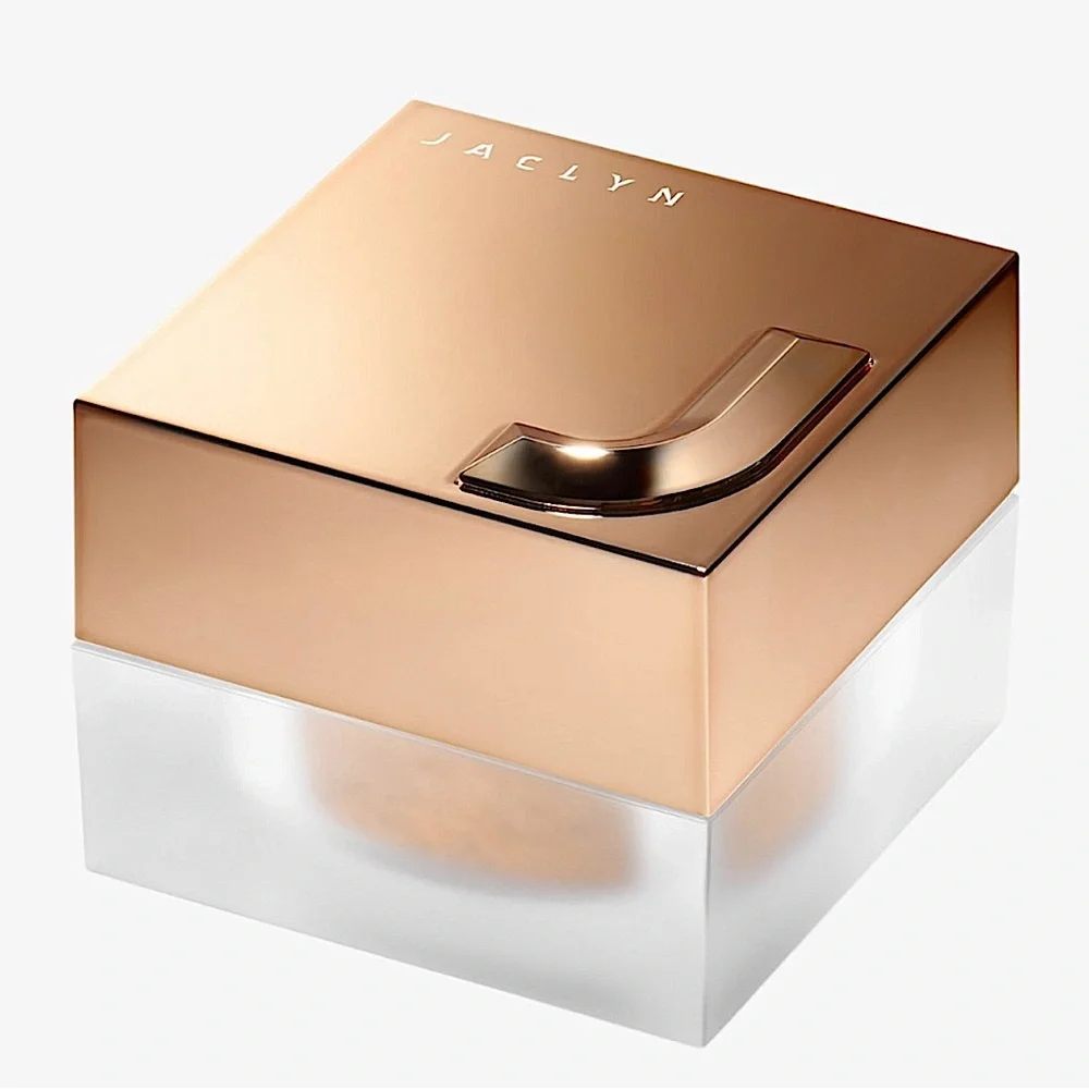 🆕🌿JACLYN HILL: “CARATS” LUMINOUS POWDER